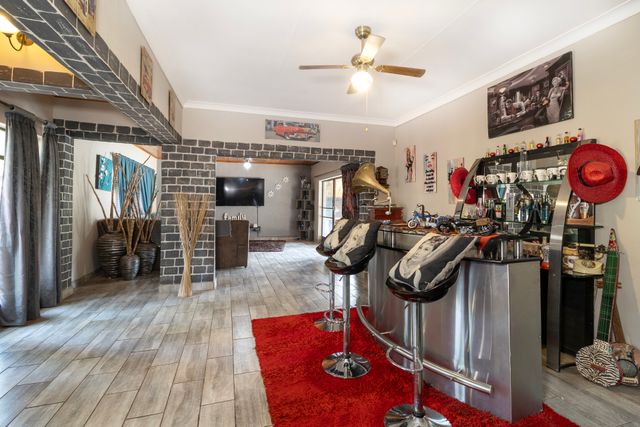 4 Bedroom Property for Sale in Schoemansville North West